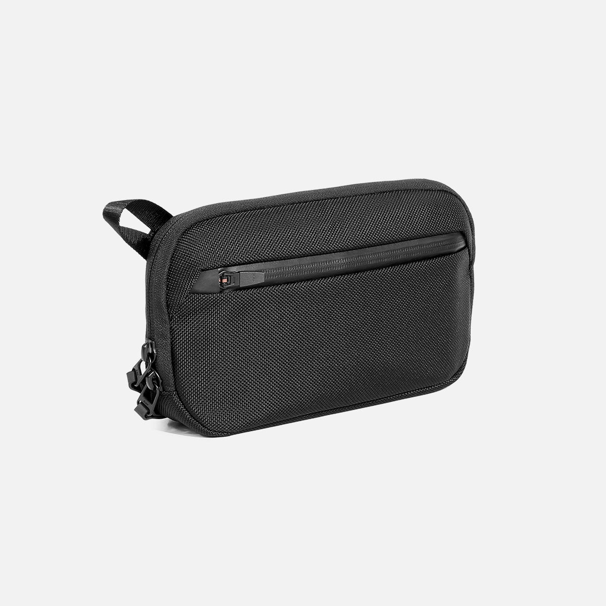 Aer Slim Pouch 2